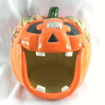 Custom ceramic Halloween candy jar for wholesale